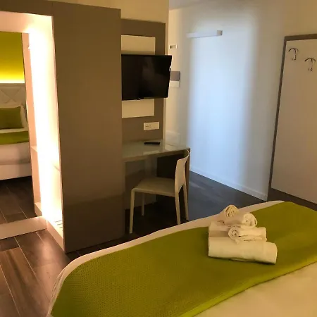 Alma Garda B&B 3*